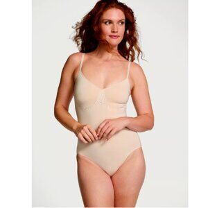 Victoria's Secret Plus Shapewear Bodysuit Adjustable Padded Shelf Bra XXL NWT